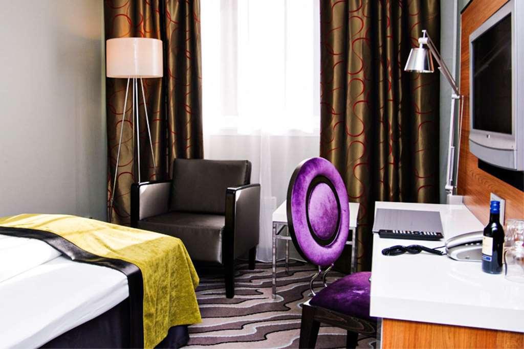 Clarion Hotel Admiral Bergen Oda fotoğraf